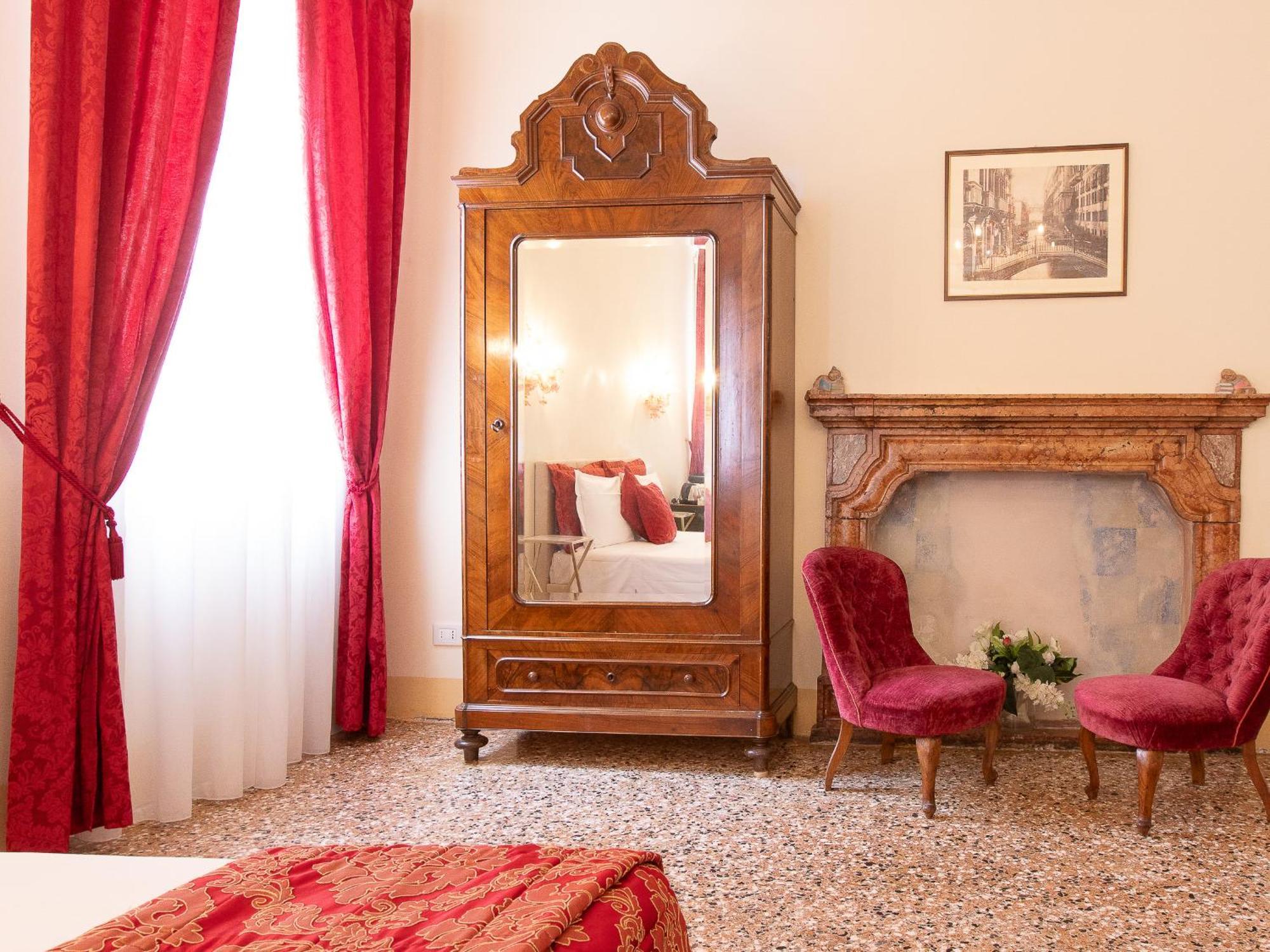 Gasthof Palazzetto Pisani Grand Canal Venedig